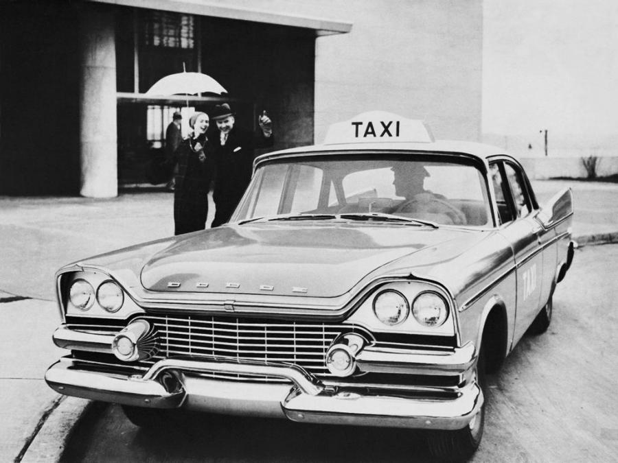  Dodge Coronet Taxi 1958 года  (фото 1 из 1)